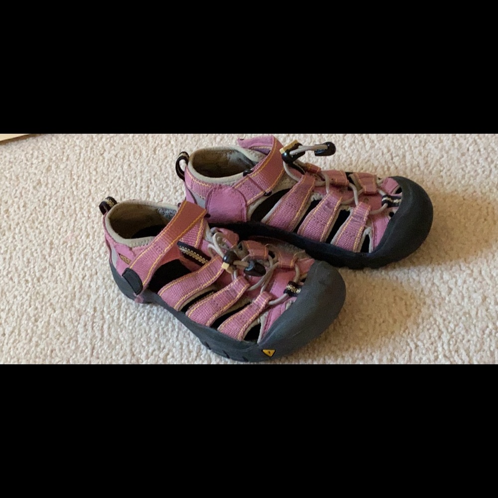 Girls Keen Shoes